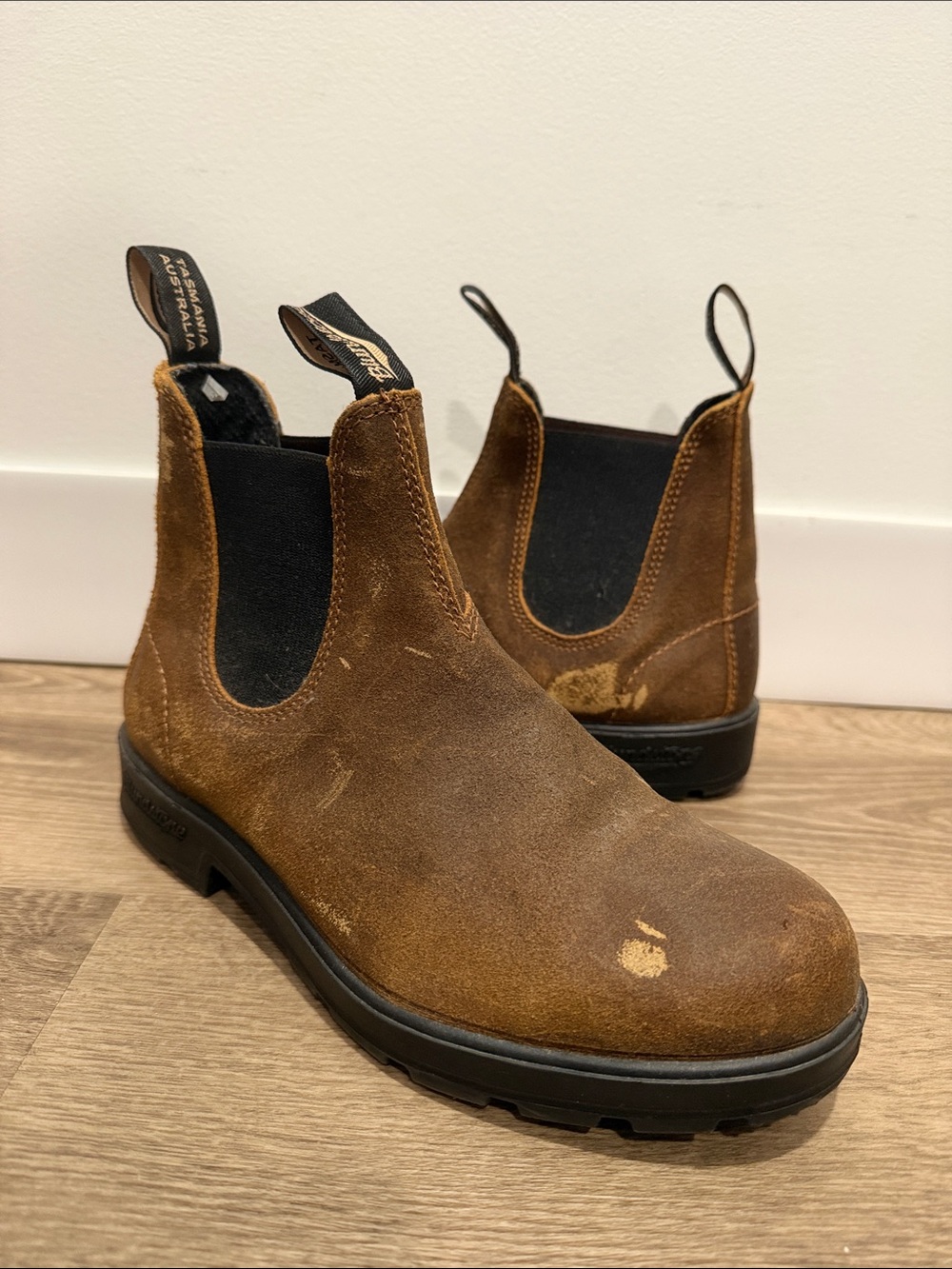 Blundstone Brown Suede Outdoor Boots